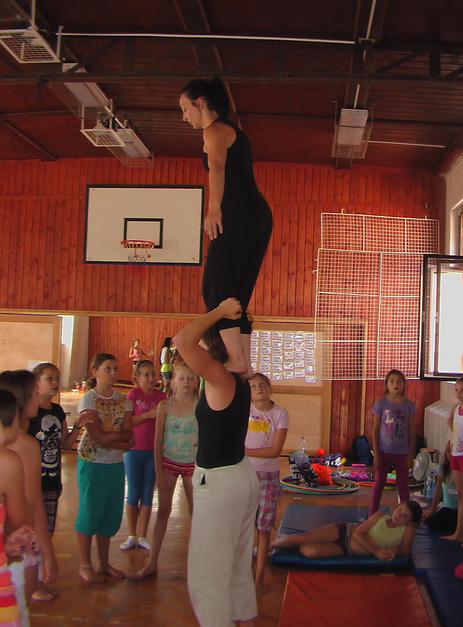 Cirkus25
